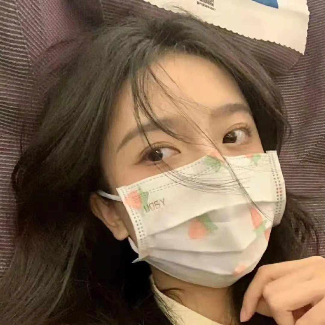 七零踹白月光后下乡发家娶村花